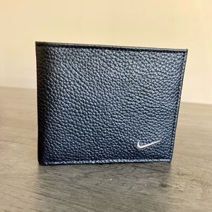 Nike Golf Black Leather Wallet (New, Original box included)